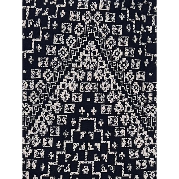 LuLaRoe Azure Skirt Women’s Medium Navy White Geometric Mosaic Print A-Line NWT - Picture 3 of 3